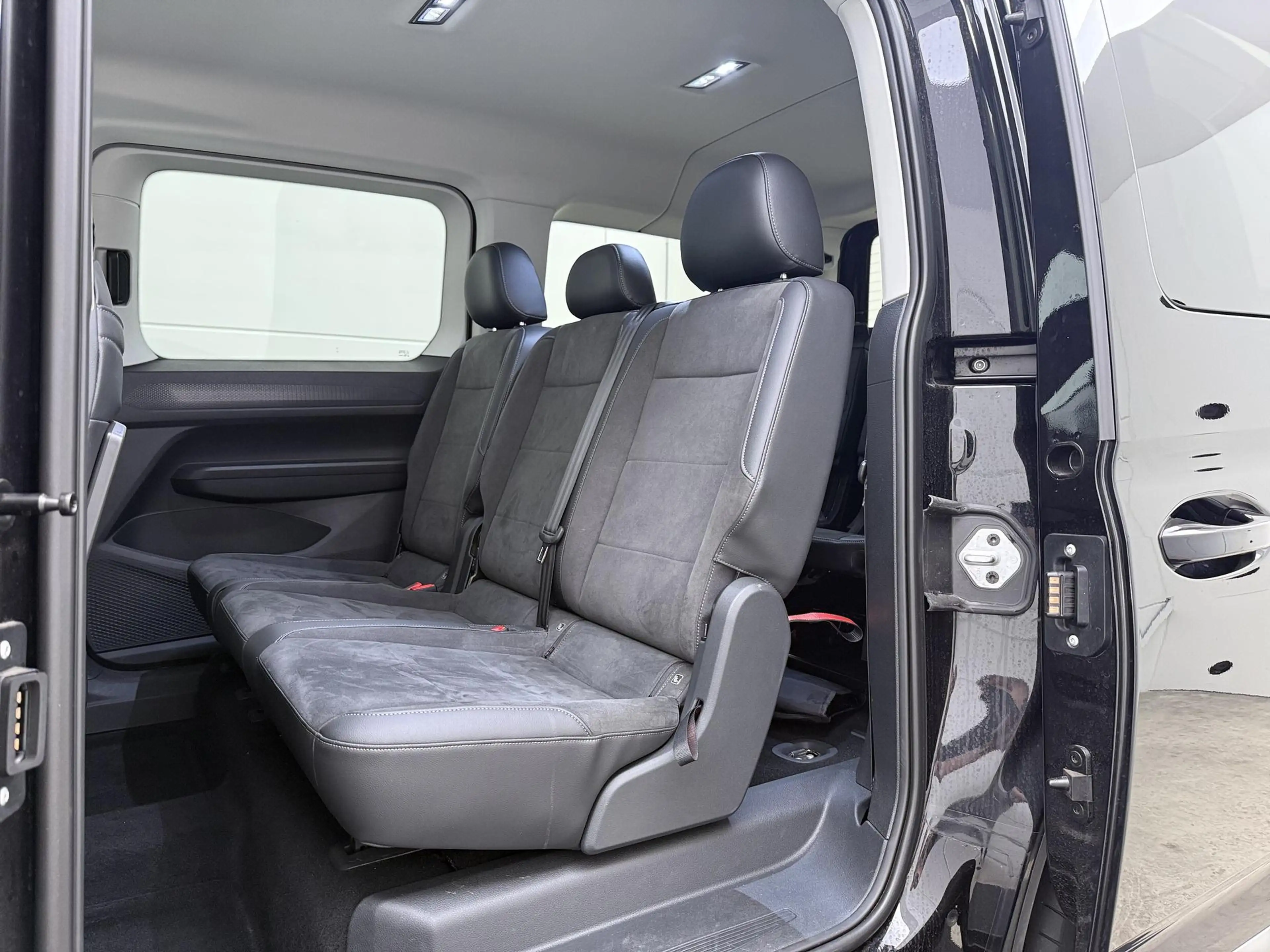 Volkswagen Caddy Maxi 1.5 TSI Hybride Style | Camera | Side Assist — photo 7