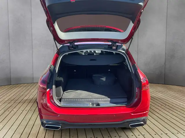 Mercedes-Benz C-Class view 10