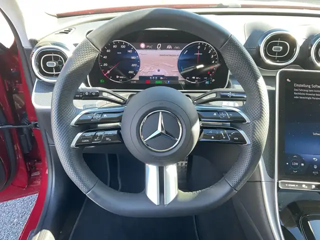 Mercedes-Benz C-Class view 13