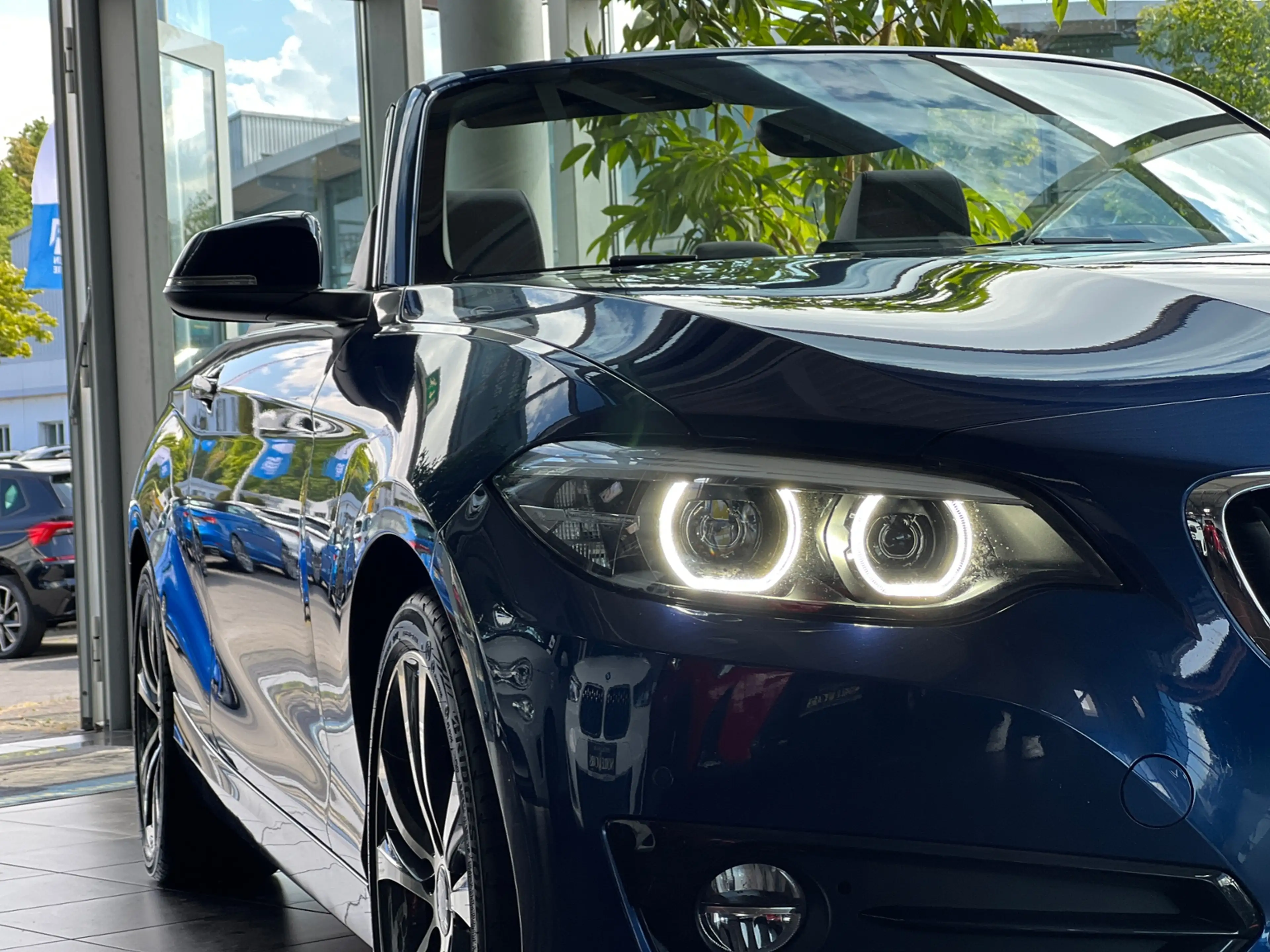 BMW 230 i Cabrio Sport Line H/K LEDER LED NAV RFK 18" — photo 2