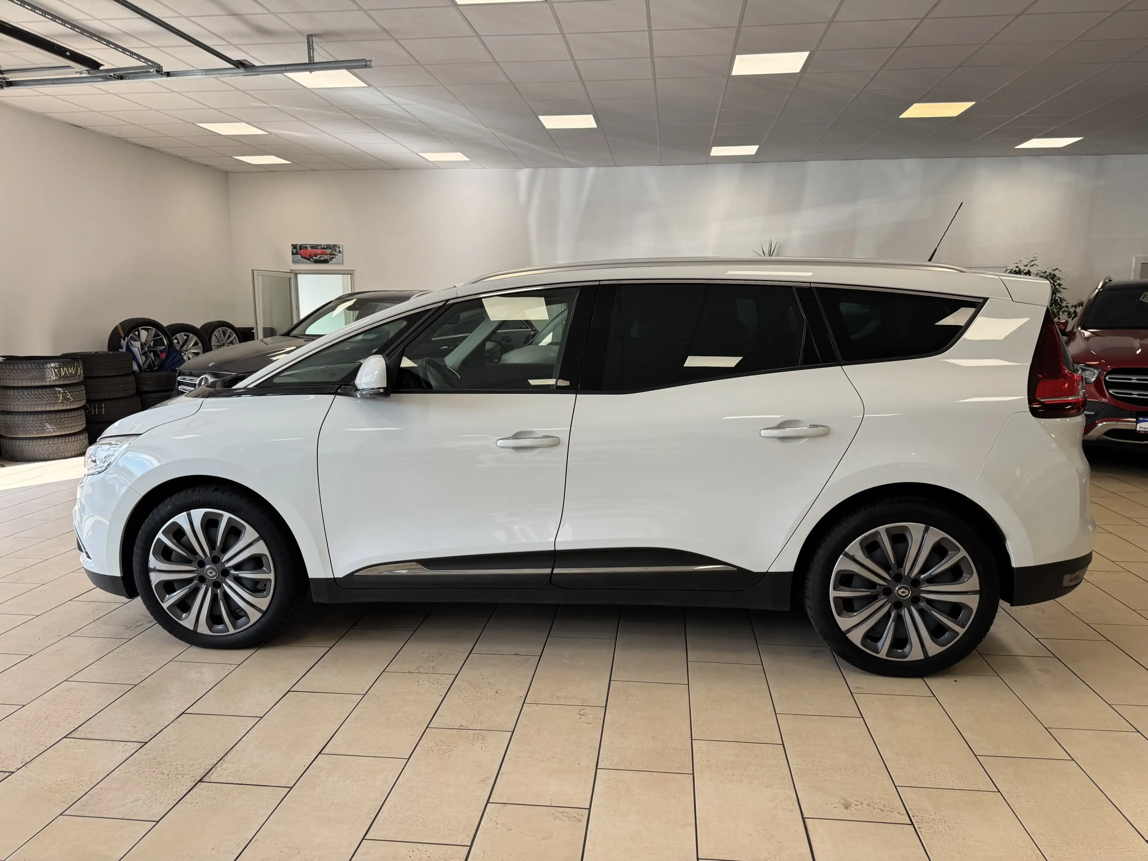 Renault Grand Scenic AHK*Navi*PDC*SHZ*BT*ACC*SPURHALTE* — photo 9