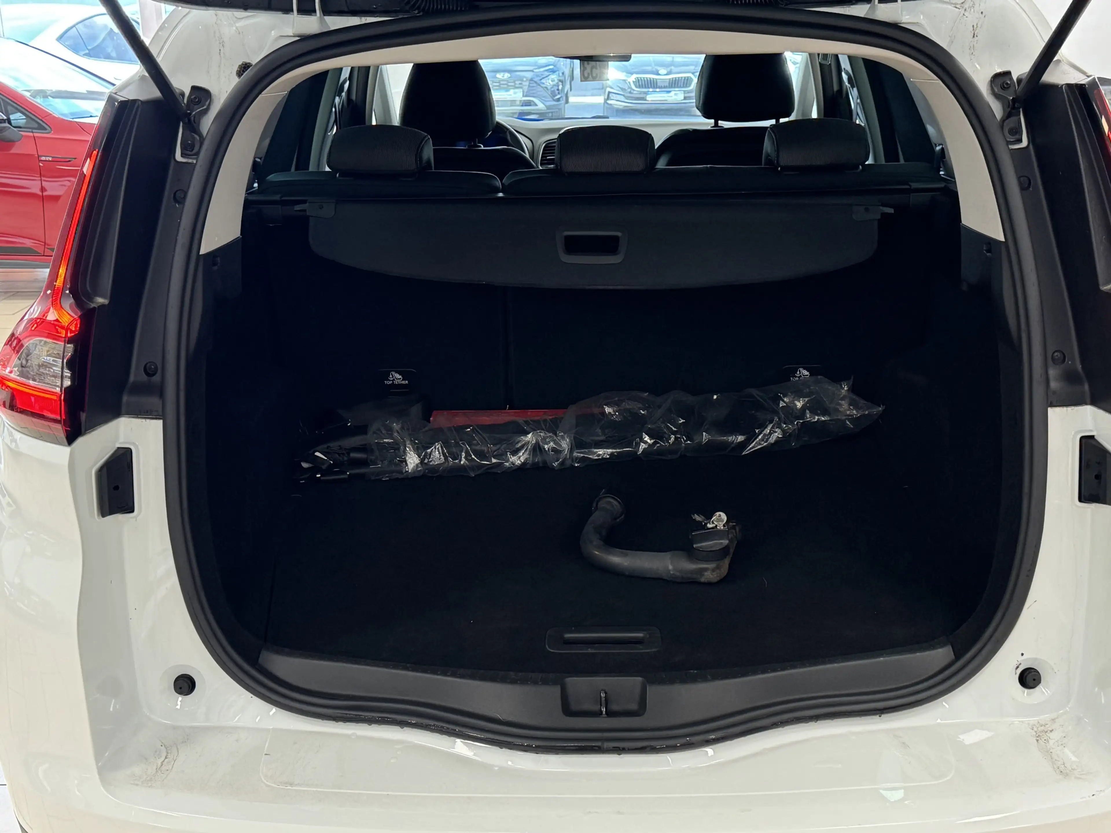 Renault Grand Scenic AHK*Navi*PDC*SHZ*BT*ACC*SPURHALTE* — photo 7