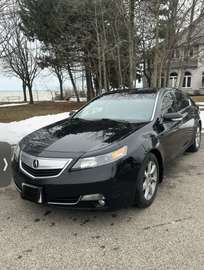 4dr Sdn Auto 2WD w-Tech Pkg