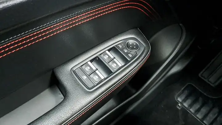Renault Arkana 2023, foto 22