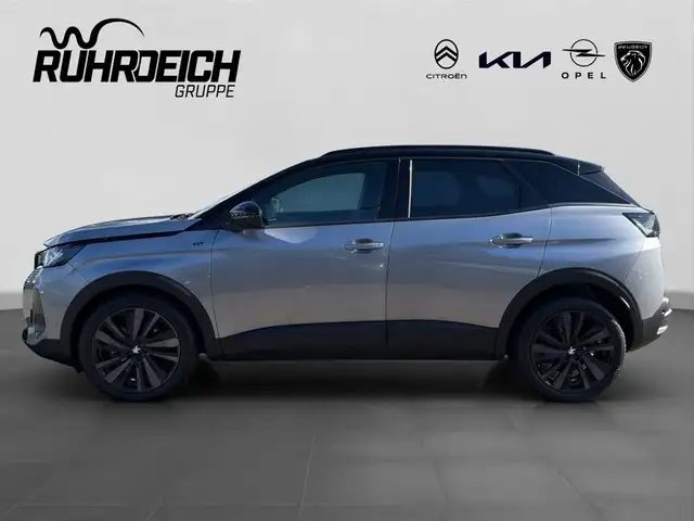 Peugeot 3008 view 2