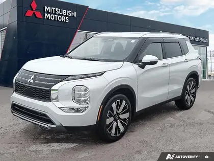 White 2026 Mitsubishi Outlander SEL FWD SUV / Crossover Front-Wheel Drive Continuously Variable Transmission