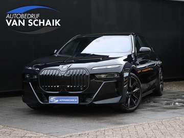 xDrive60 106 kWh | M SPORT | B&W | SKY-LOUNGE | FO