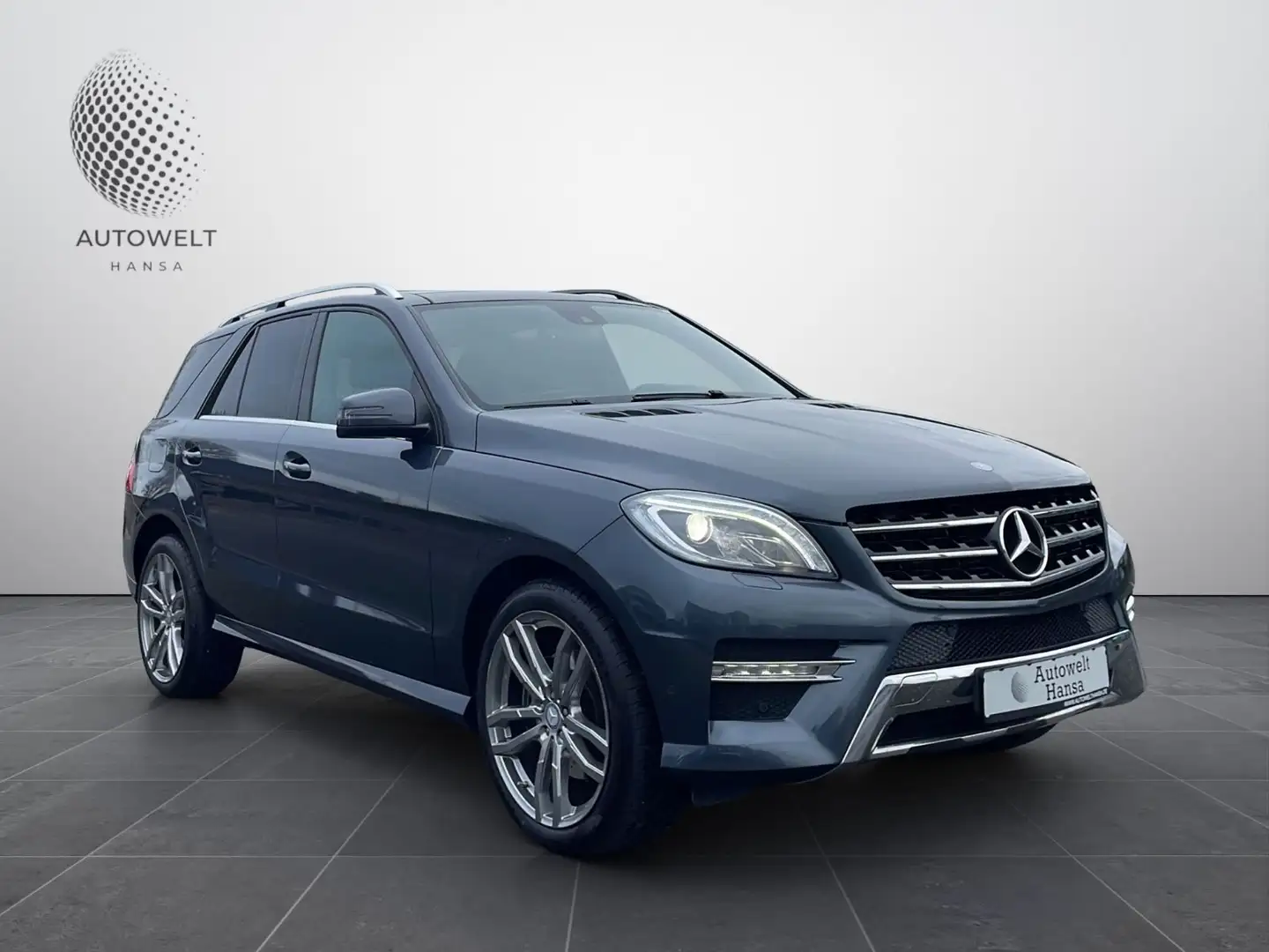 Mercedes-Benz ML 250 CDI AMG/2.HD/PANO/ALCANTARA/GARANTIE Grau - 2