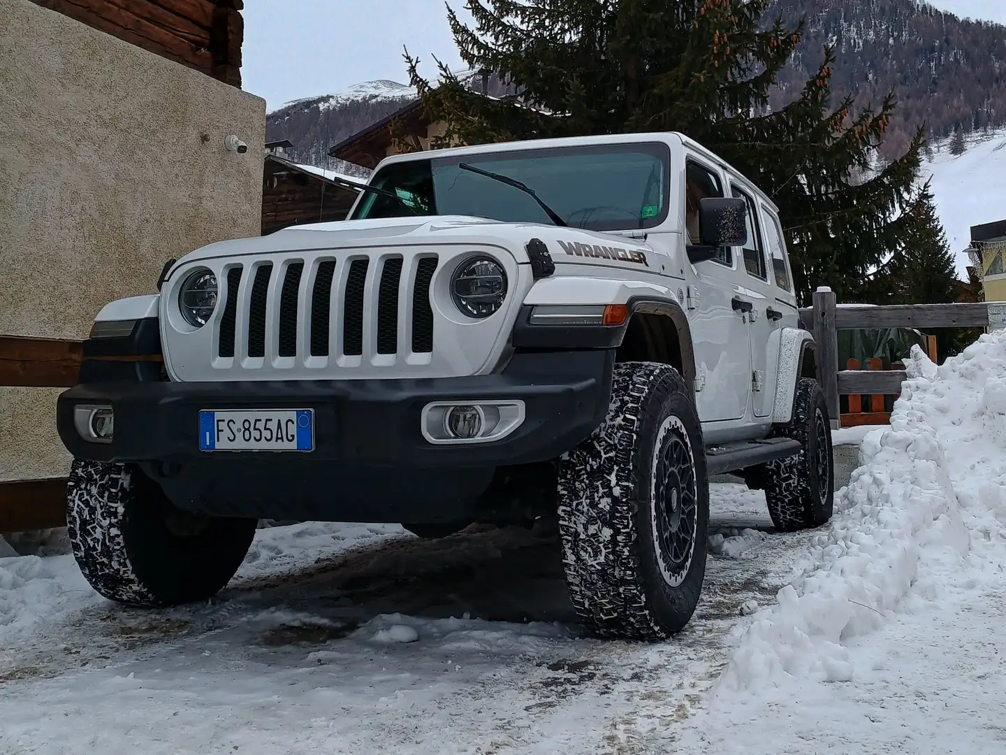 Jeep Wrangler Wrangler Unlimited 2.2 mjt II Sahara Bianco - 1