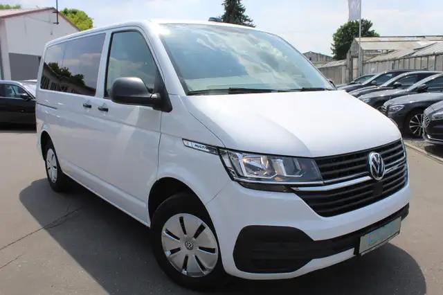 Volkswagen T6.1 Multivan Multivan Family 2.0 TDI +AHK+NAVI+PDC+Klimaauto.