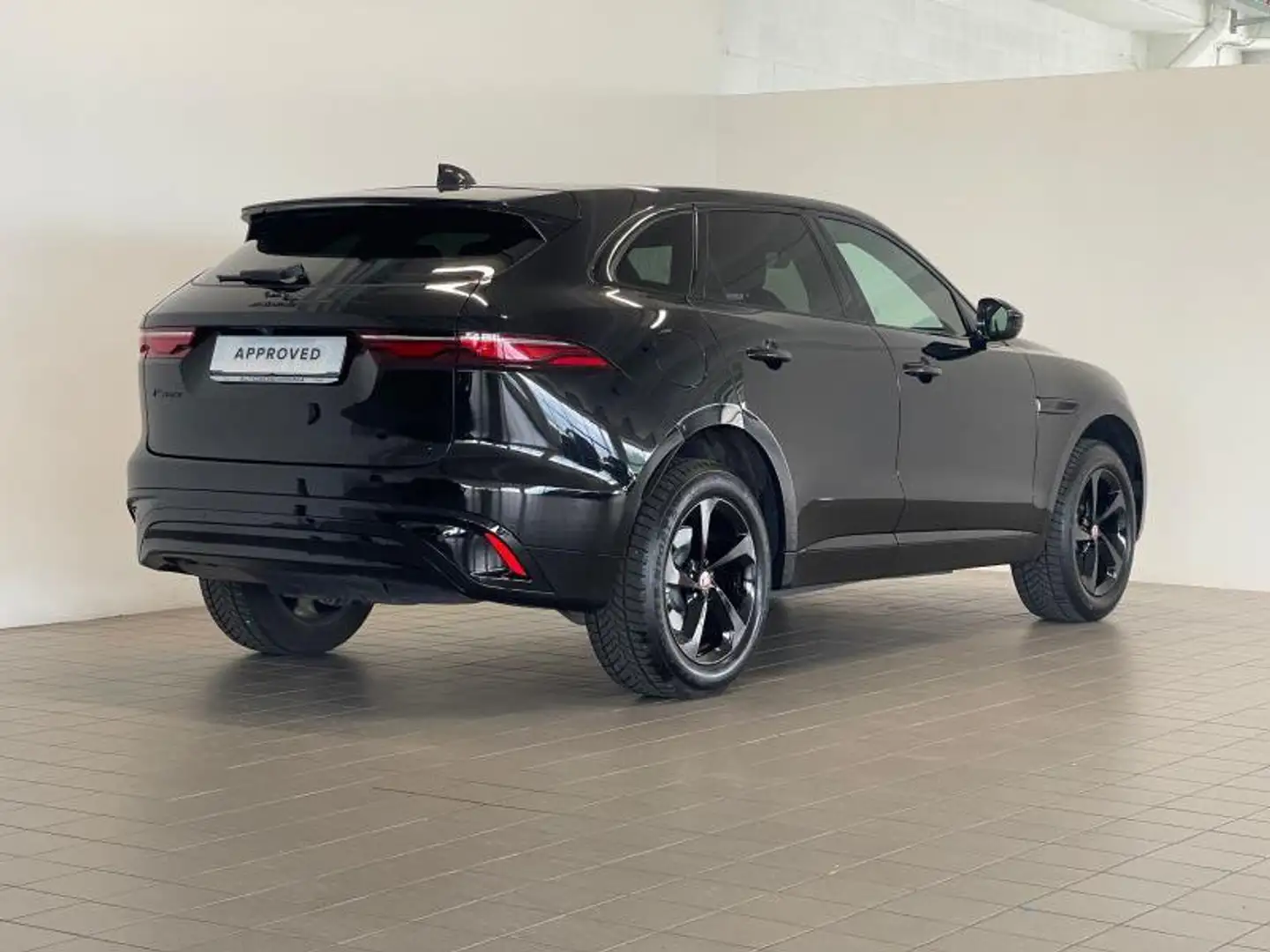 Jaguar F-Pace (X761) 2.0 D 204 CV AWD aut. R-Dyn. S Чорний - 2
