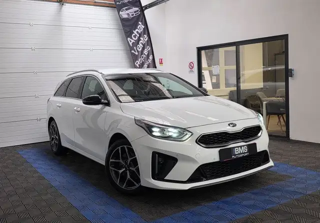 Kia Ceed SW / cee'd SW Ceed 1.6 CRDI 136 GT-Line DCT7 (Caméra, LED, GPS, BVA)