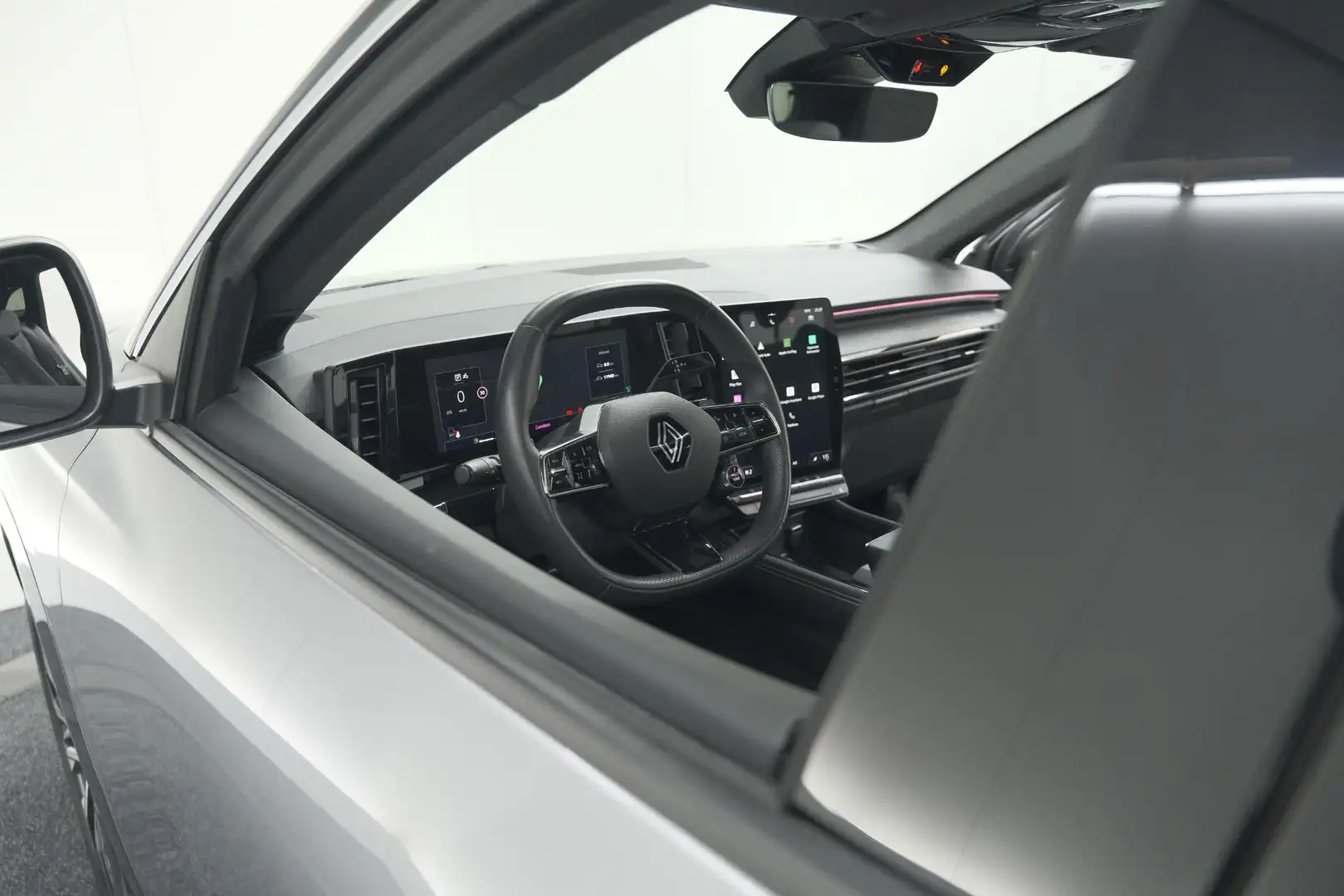 Renault Austral Mild Hybrid 160 X-Tronic Techno | Panoramadak | 36 Grijs - 2