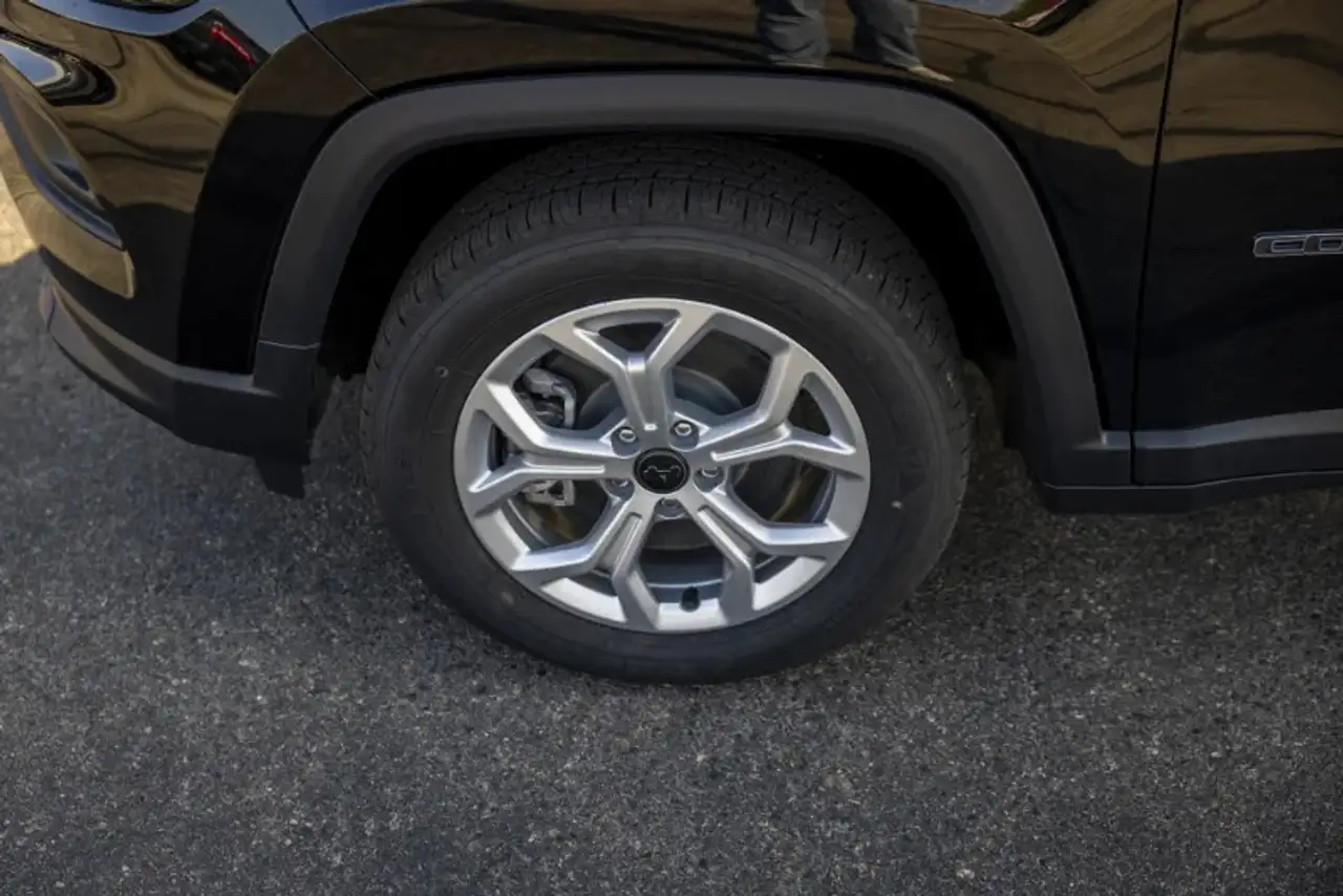 Jeep Compass снимка Jeep Compass