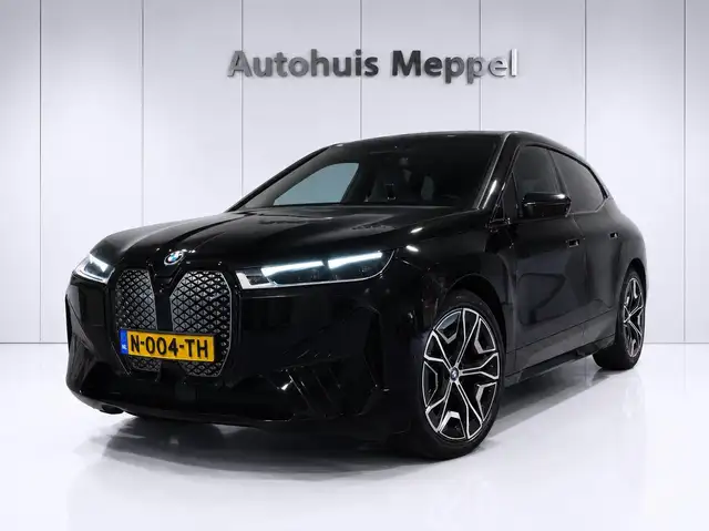 BMW iX XDrive40 SOH 99.9%*SportPakket*Laserlicht*Trekhaak