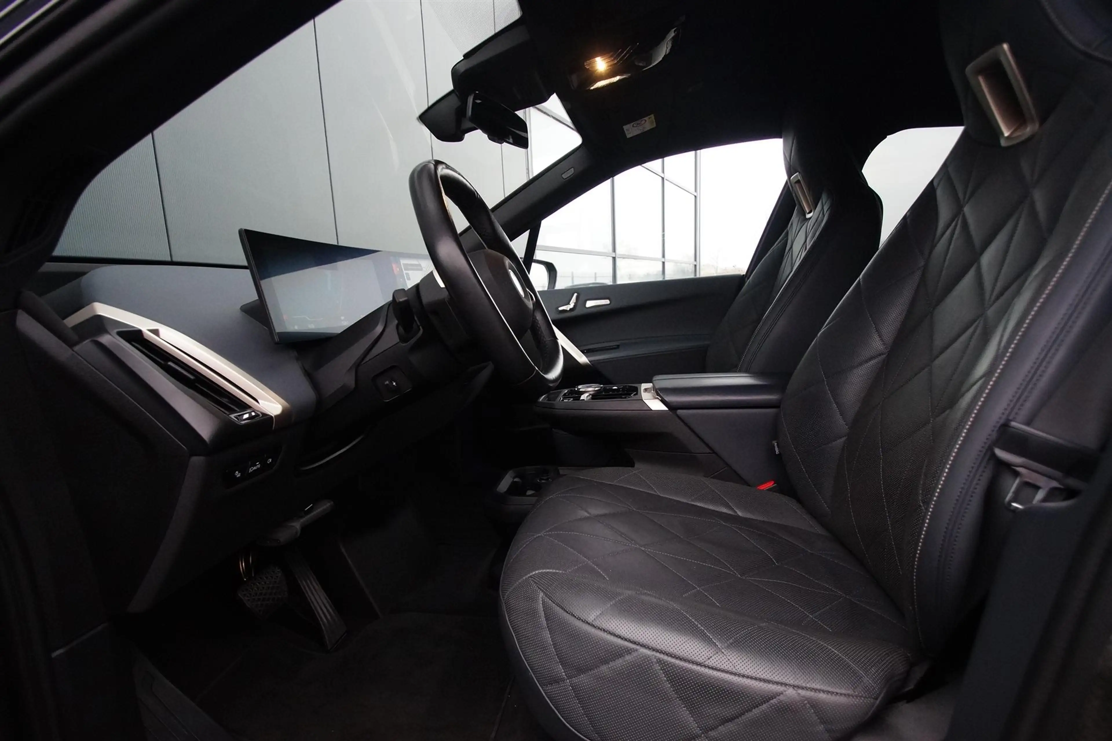 BMW iX XDrive40 SportPakket | Laserlicht | Trekhaak | H/K — photo 5