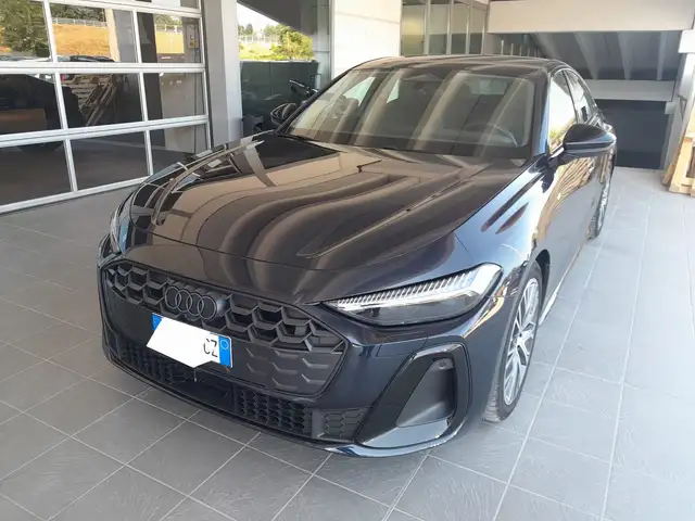 Audi A5 main image