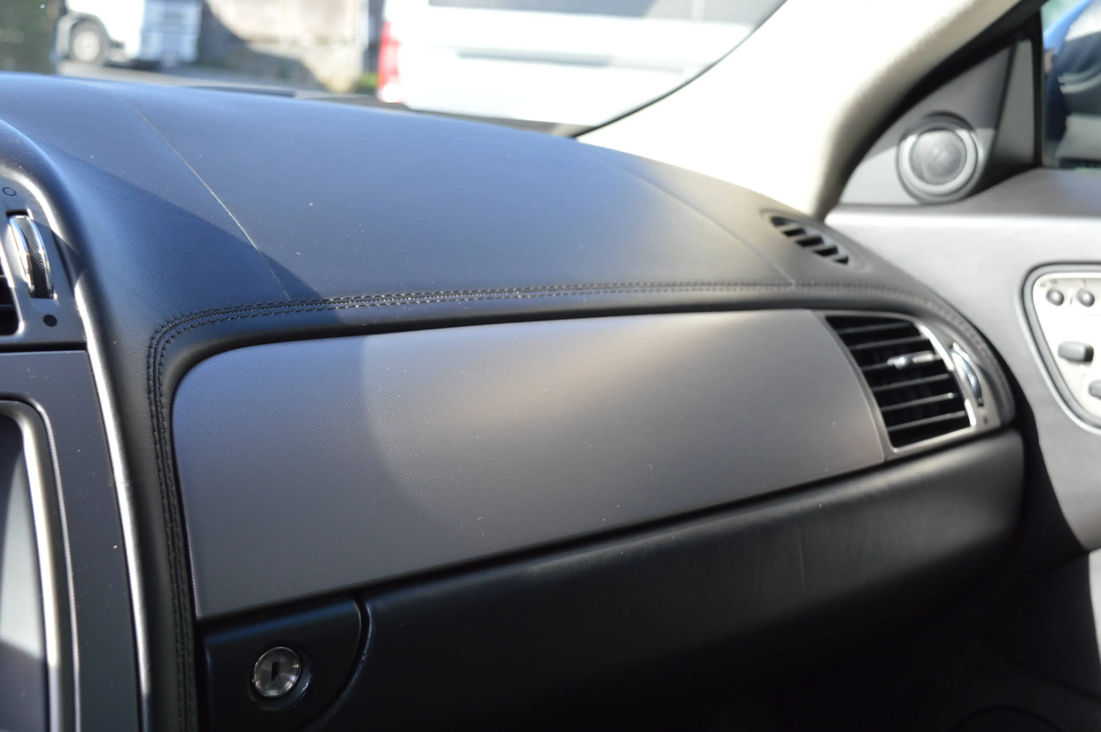 Jaguar XK Coupé 4.2i V8 - Jaguar services - Top condition — photo 15