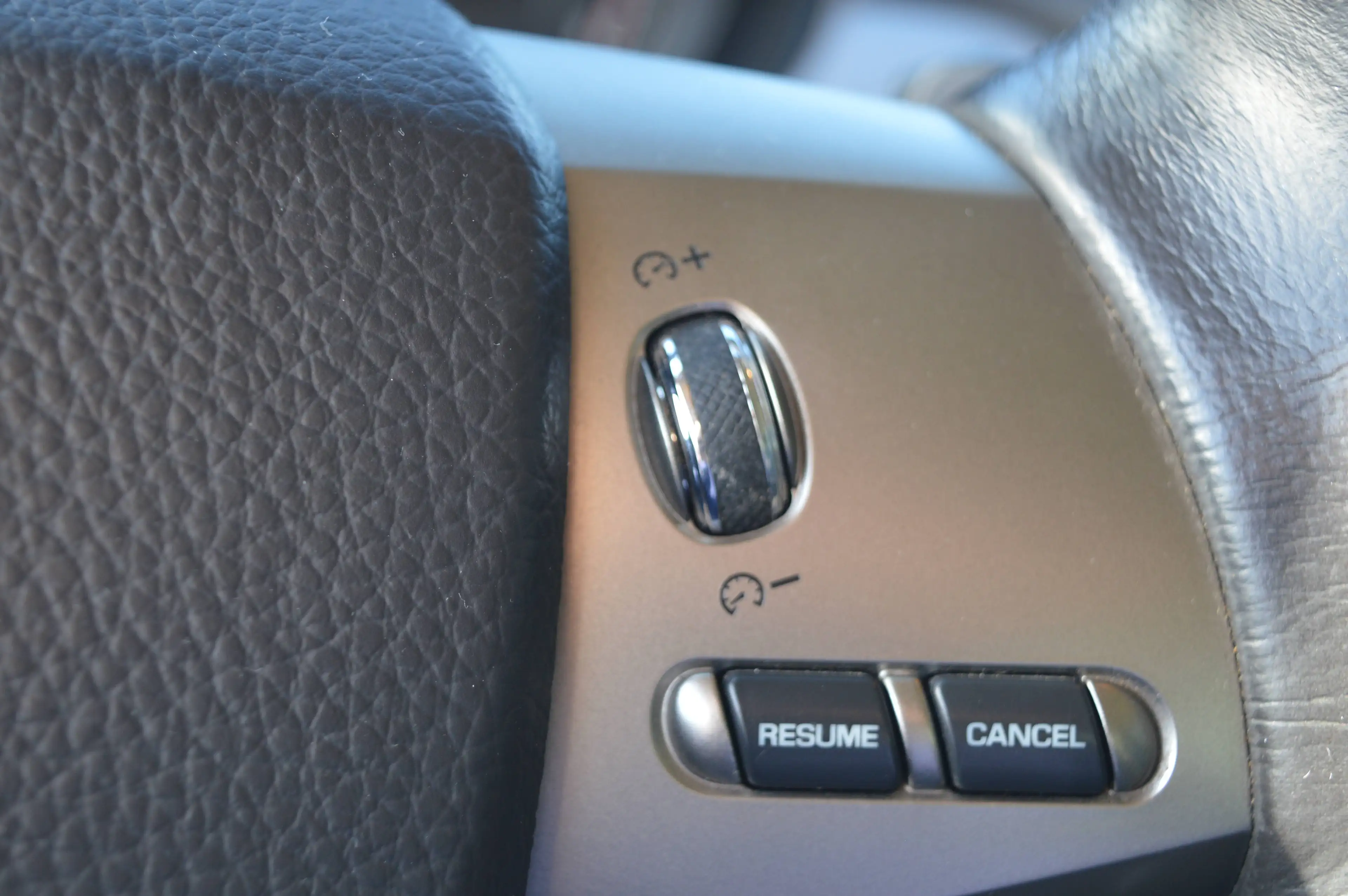 Jaguar XK Coupé 4.2i V8 - Jaguar services - Top condition — photo 11