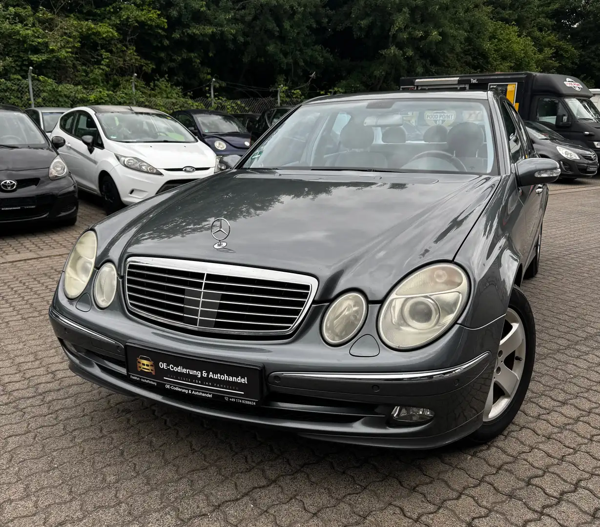 Mercedes-Benz E 350 4Matic Lim. *VOLL*MEMORY*SHZ*8-FACH*TÜV*SERVICE Gri - 1