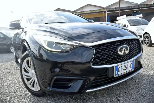 Infiniti Q30 1.5D 110CV 6M CLIMA BT TOUCH OK NEOPATENTATI