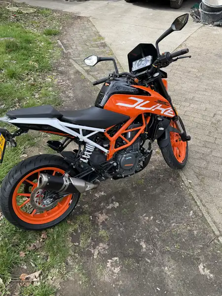 KTM 390 Duke - foto 7