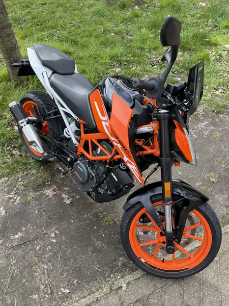 KTM 390 Duke - foto 5