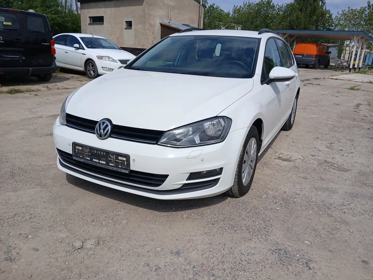 Volkswagen Golf Variant VII 1.6 TDI BlueMotion Technology Trendline Biały - 1
