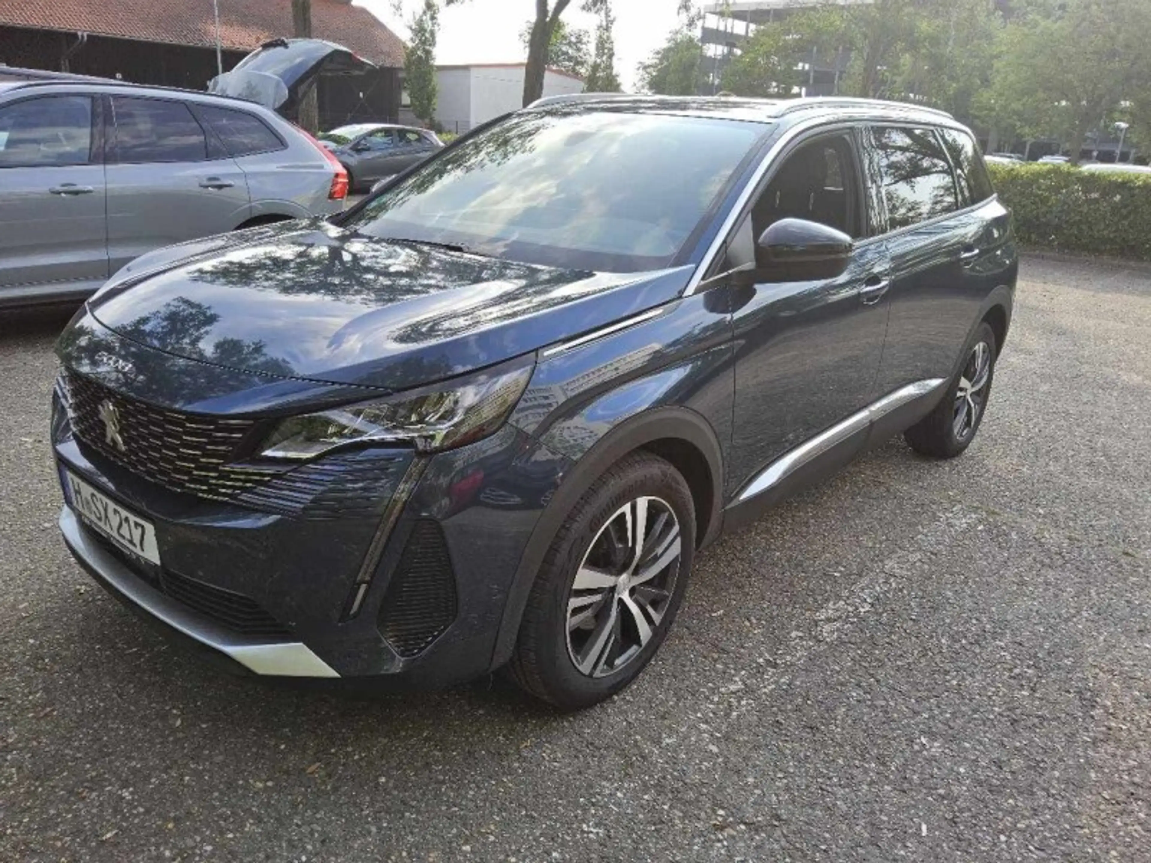 Peugeot 5008 Allure Pack 3-D-Navi Ambiente LED 180°Cam