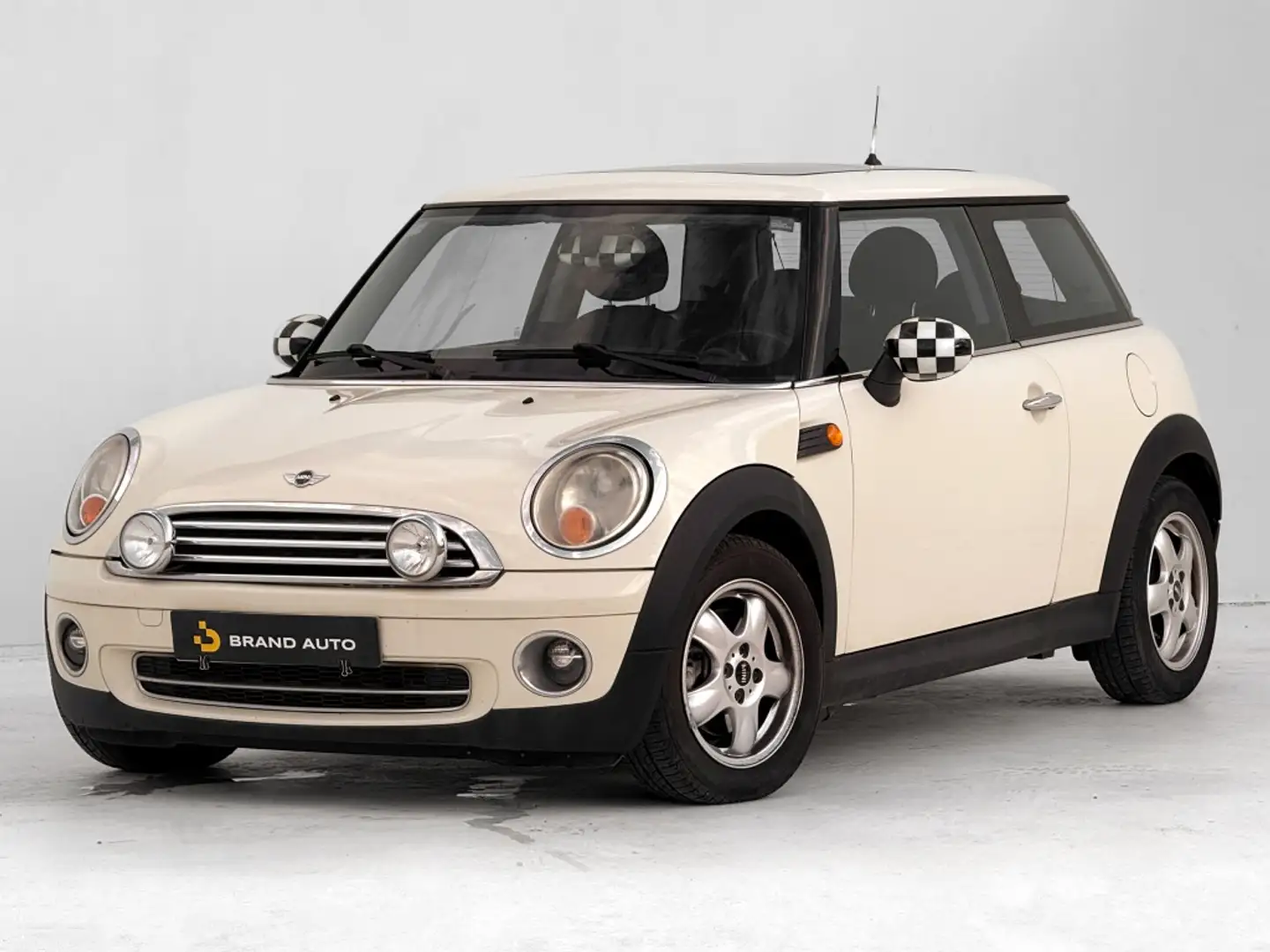 MINI One Beige - 1