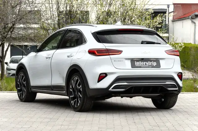 Kia Xceed view 4