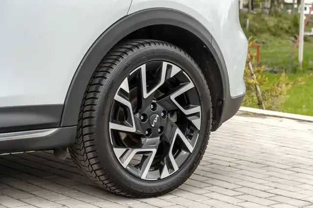 Kia Xceed view 10