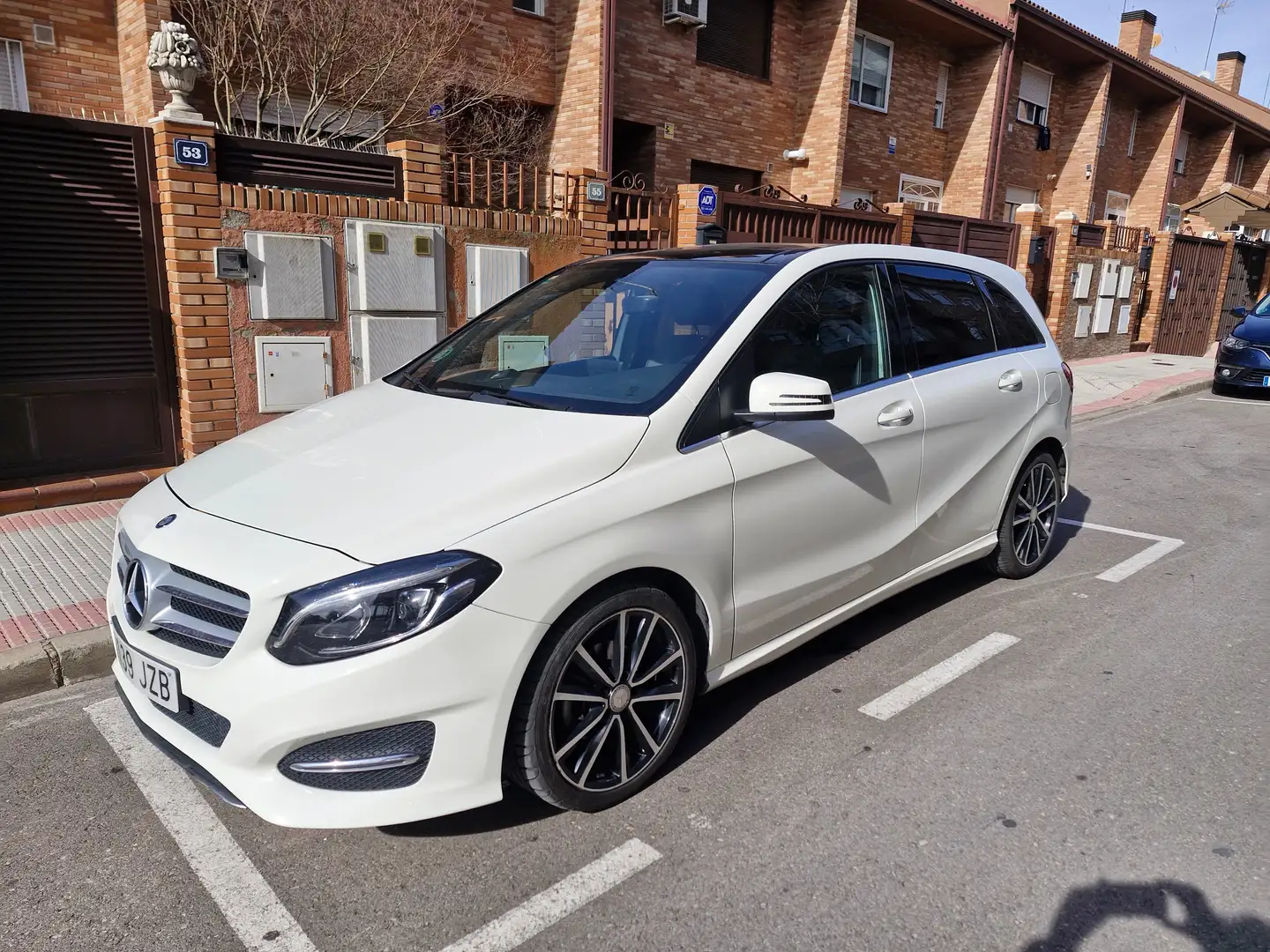 Mercedes-Benz B 180 180d 7G-DCT Blanco - 1