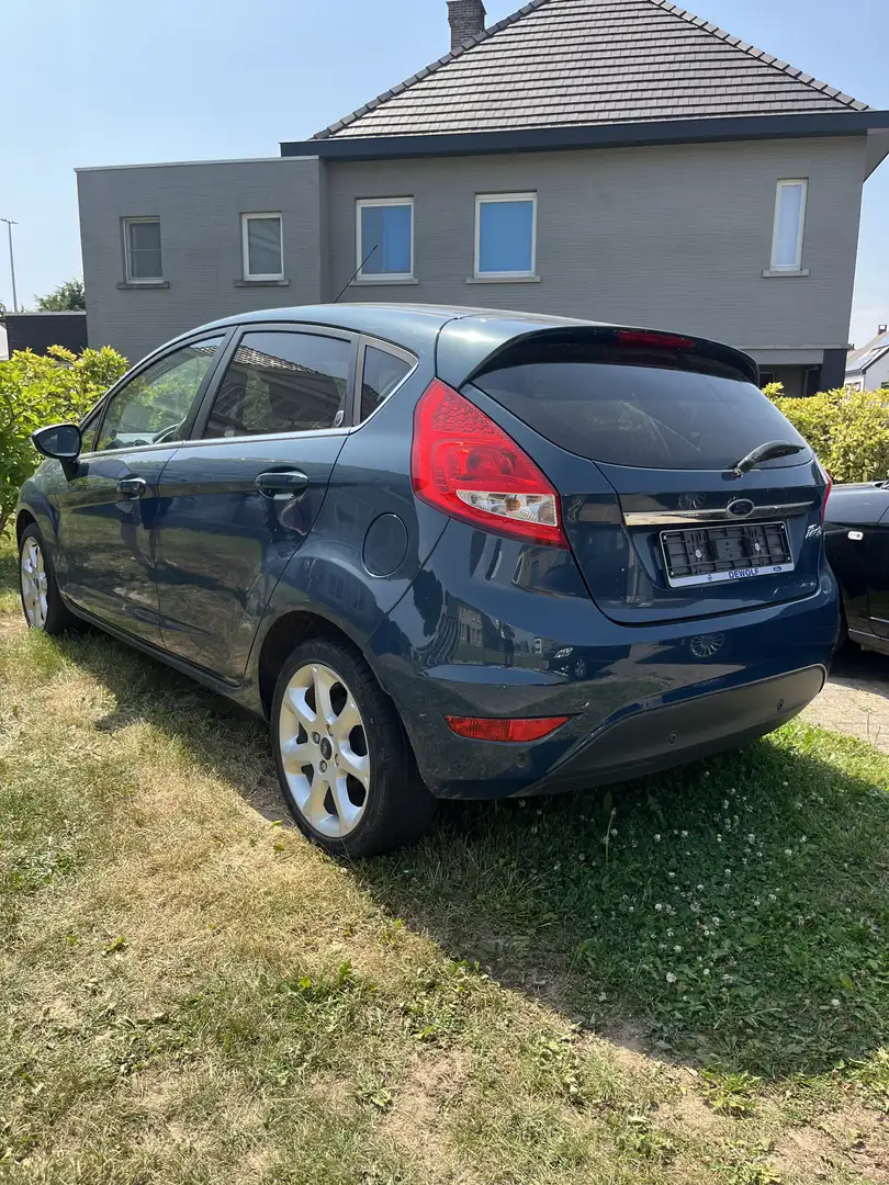 Ford Fiesta 1.3 Ghia - 2