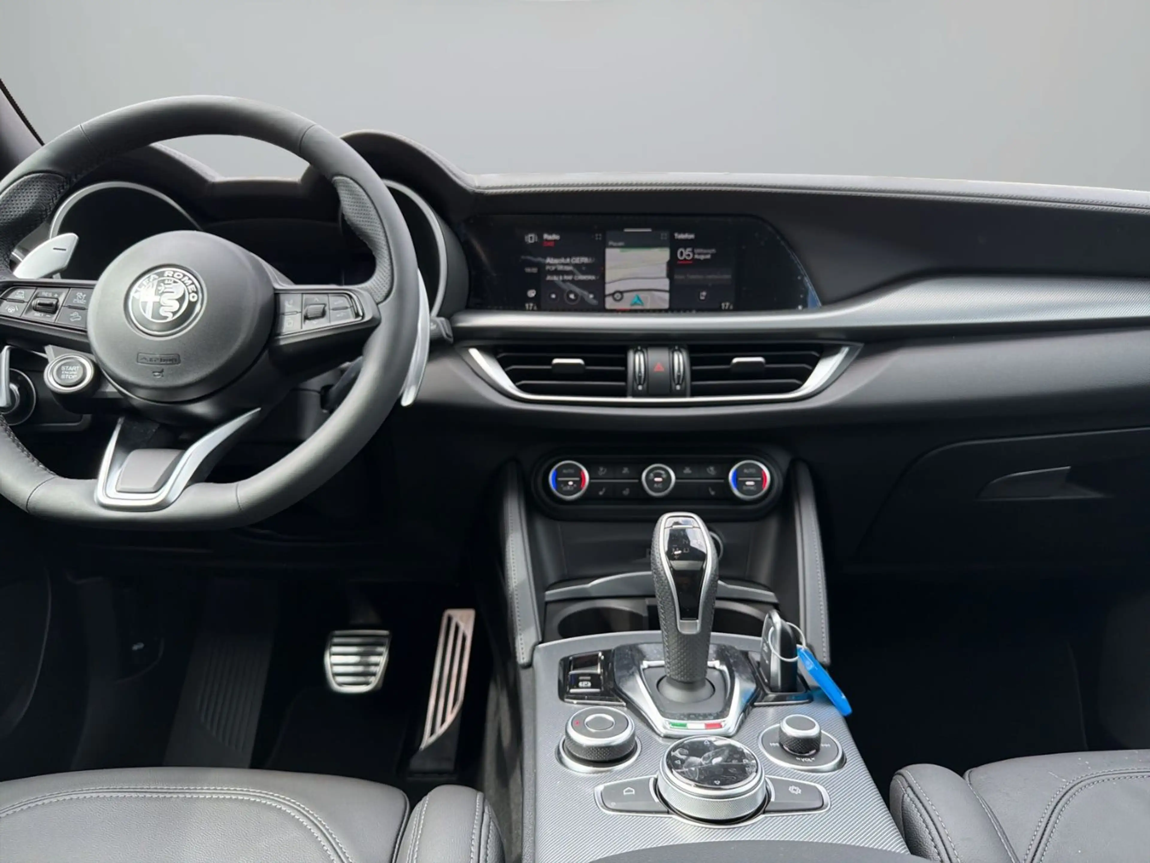 Alfa Romeo Stelvio VELOCE 2.2 Diesel 16V 154kW ACC+LED+Navi — photo 14