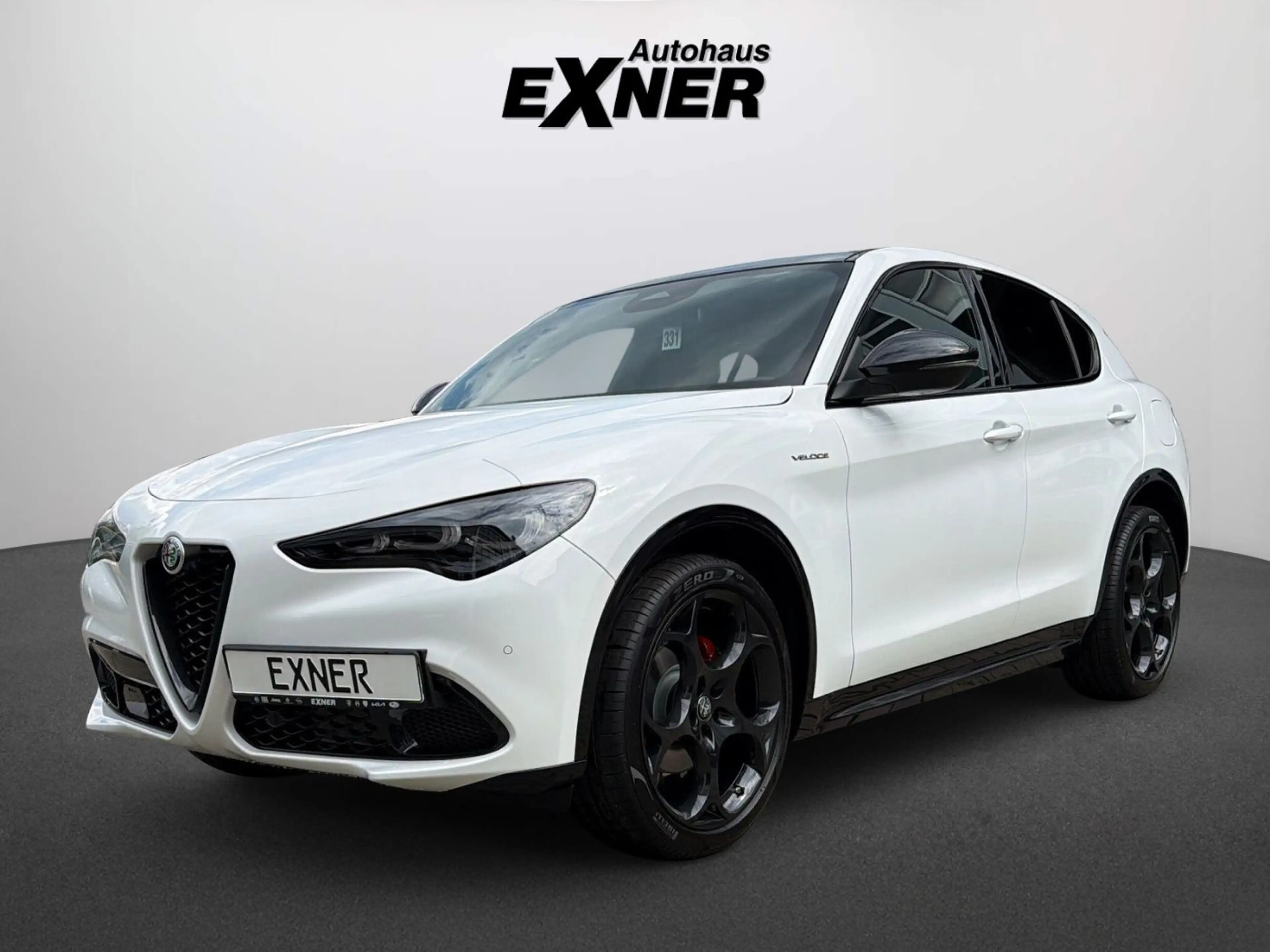 Alfa Romeo Stelvio VELOCE 2.2 Diesel 16V 154kW ACC+LED+Navi — photo 2