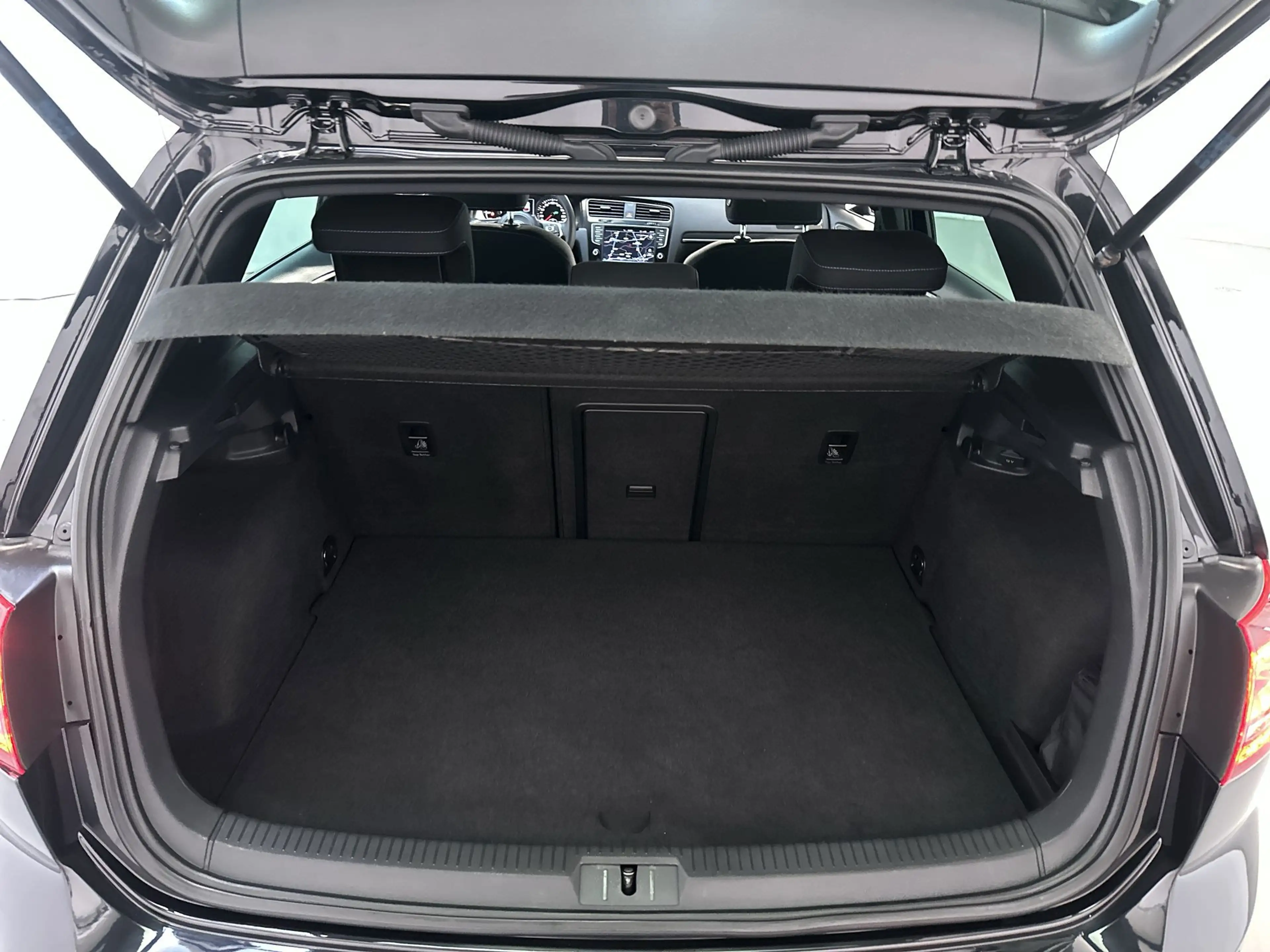 Volkswagen Golf GTE 1.4 TSI DSG Navigatie Climate Control Parkeersenso — photo 9