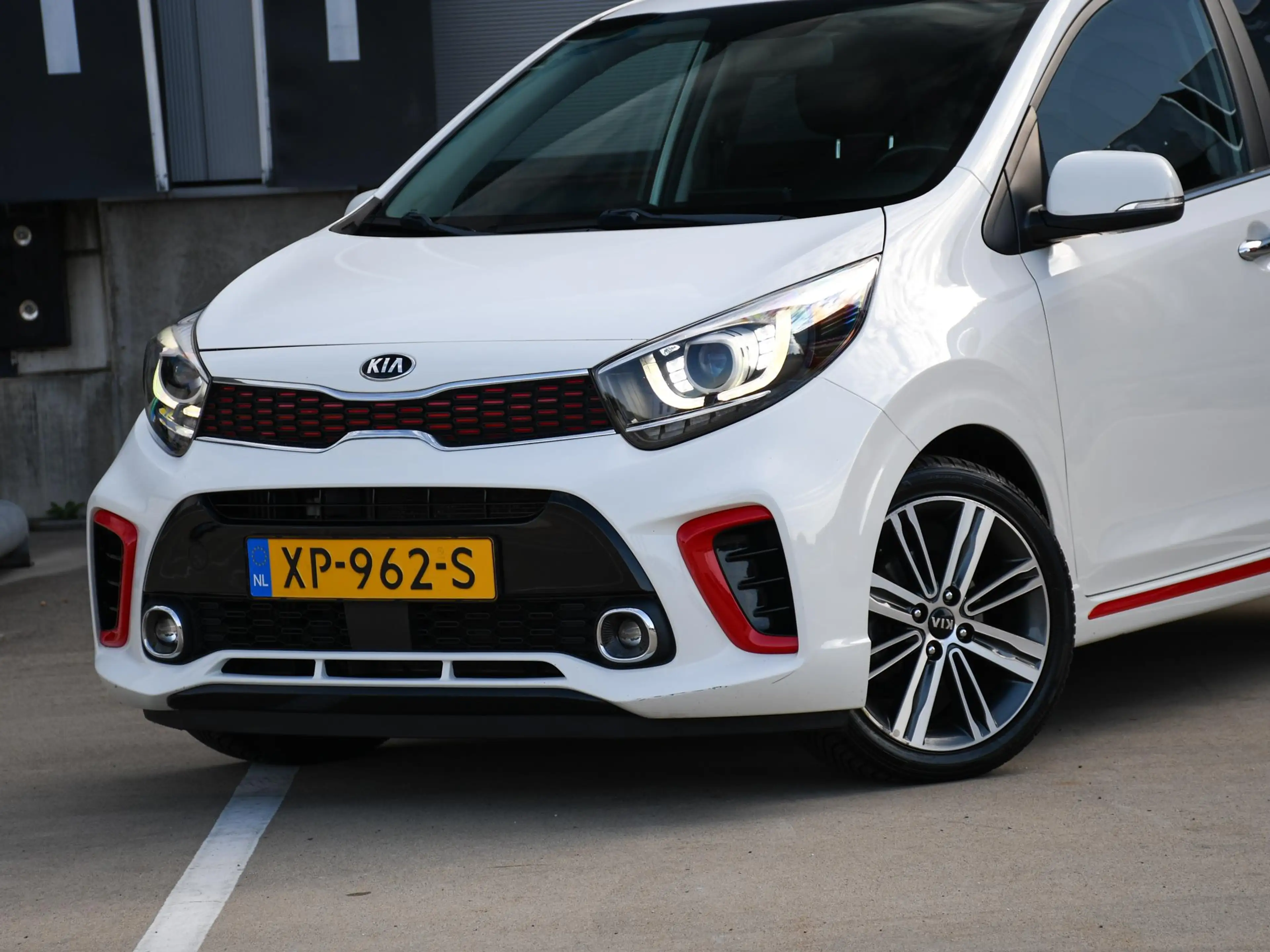 Kia Picanto GT-Line 1.0 T-GDI 100pk 100% KIA ONDERHOUDEN | 16' — photo 2
