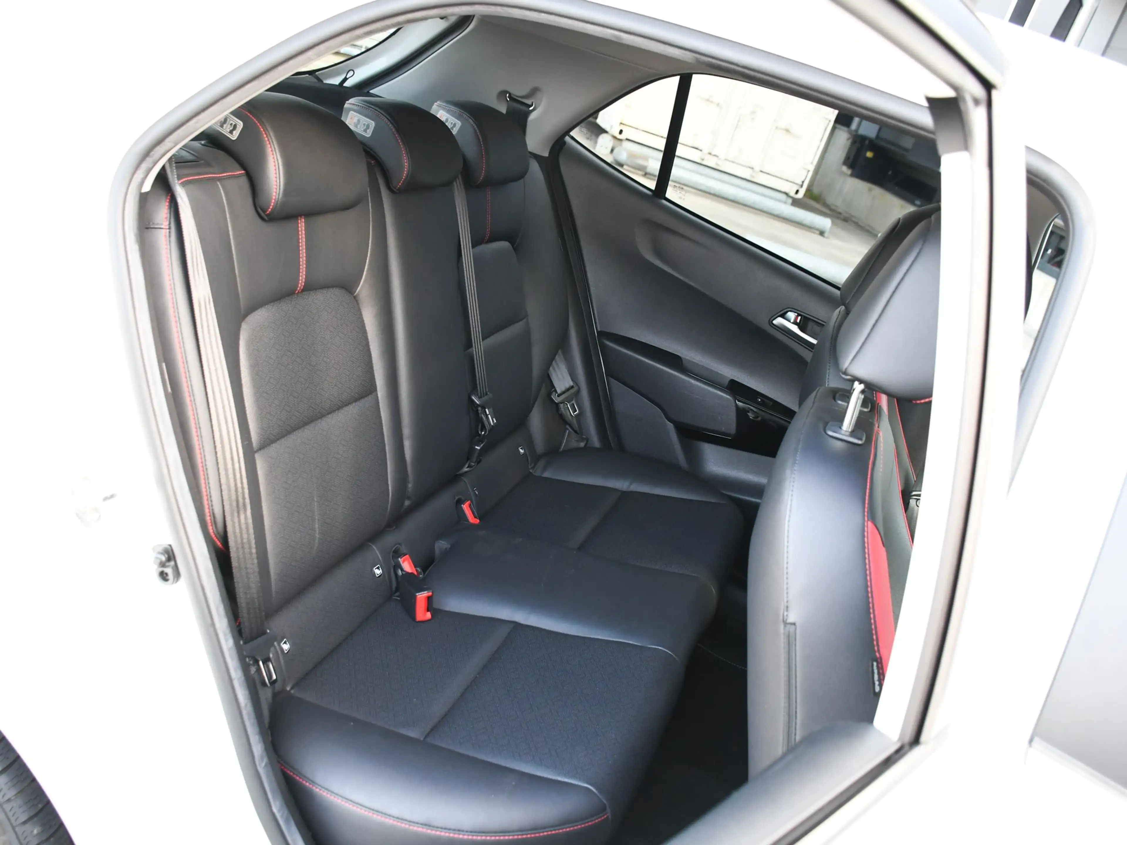 Kia Picanto GT-Line 1.0 T-GDI 100pk 100% KIA ONDERHOUDEN | 16' — photo 10