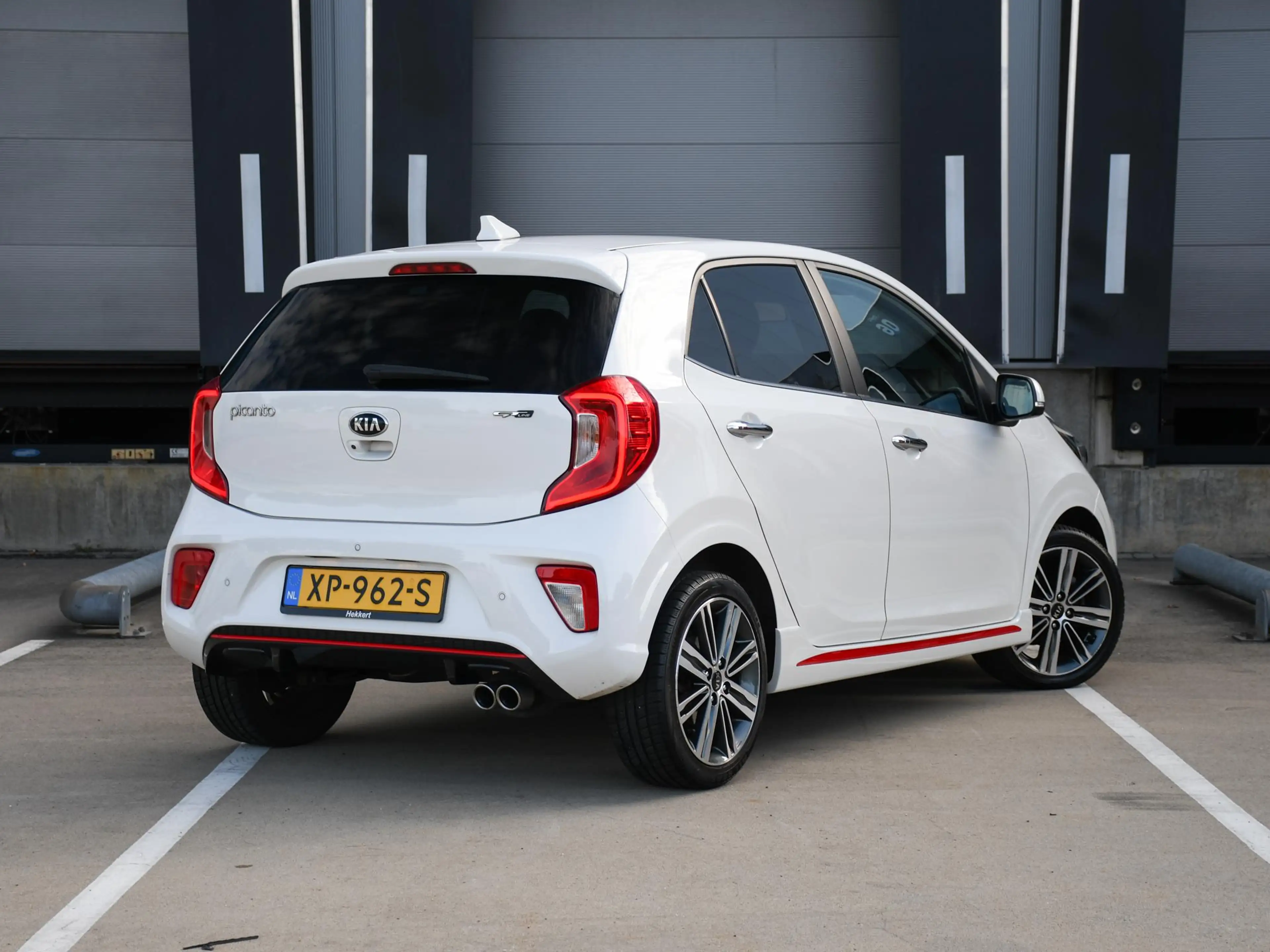 Kia Picanto GT-Line 1.0 T-GDI 100pk 100% KIA ONDERHOUDEN | 16' — photo 5