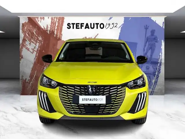 Peugeot 208 view 4