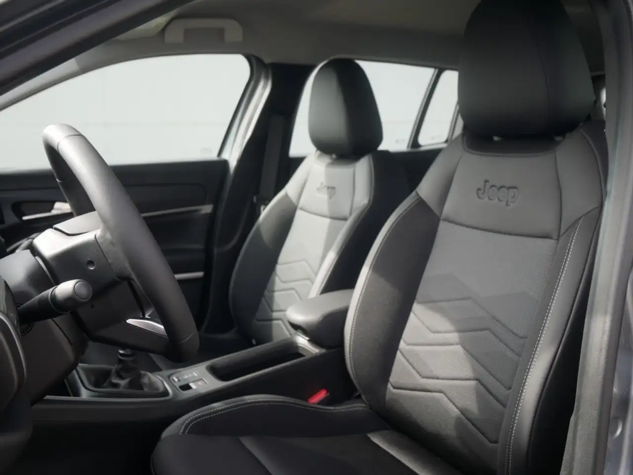 Jeep Avenger ALTITUDE 1.2 T3 100 PS PDC WINTER INFO KOMFORT ALL 11