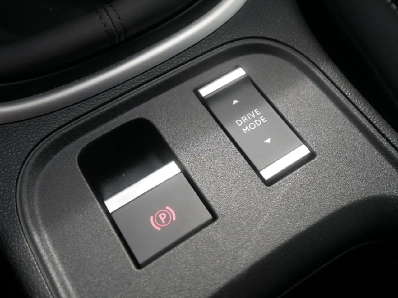 Jeep Avenger ALTITUDE 1.2 T3 100 PS PDC WINTER INFO KOMFORT ALL 30