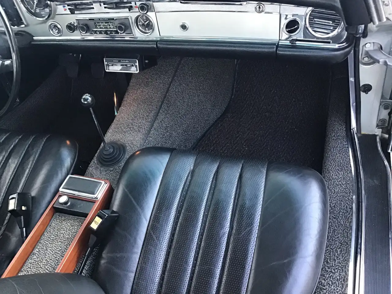Mercedes-Benz 280SL Pagode, Erstauslieferung Schweiz, foto 8