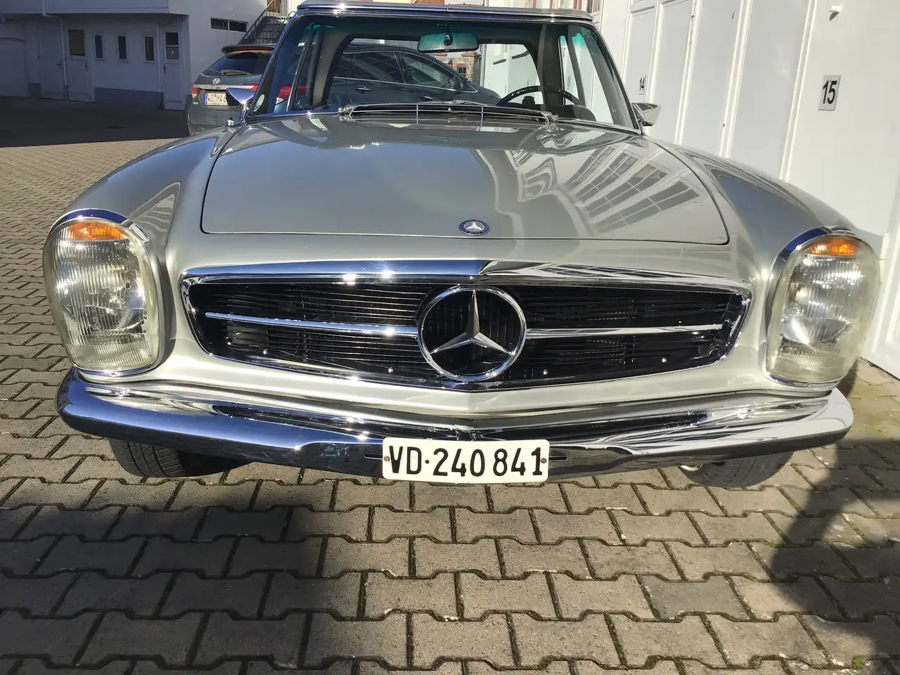 Mercedes-Benz 280SL Pagode, Erstauslieferung Schweiz, foto 5