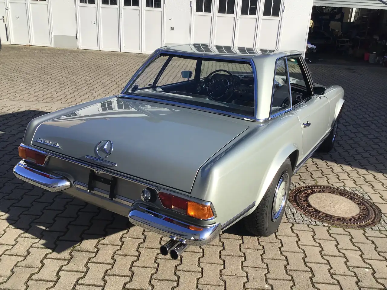 Mercedes-Benz 280SL Pagode, Erstauslieferung Schweiz, foto 2