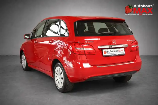 Mercedes-Benz B Class view 3