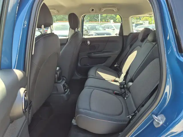 Mini Cooper Cooper view 7