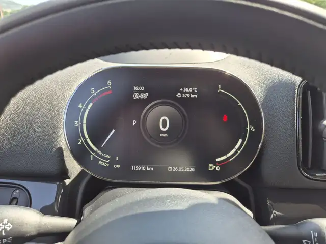Mini Cooper Cooper view 14