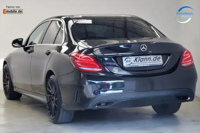 Mercedes-Benz C Class view 4